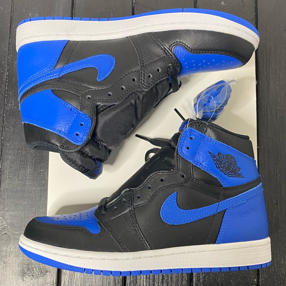 BRAND NEW!! NIKE AIR JORDAN 1 RETRO HIGH OG ROYAL